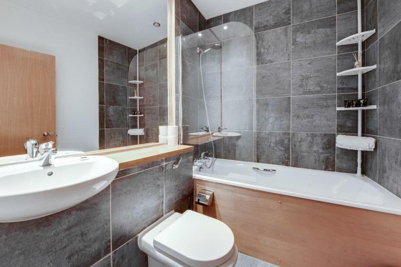 Super Prime City Centre Modern 3 Bed Apartment Ливерпуль Экстерьер фото